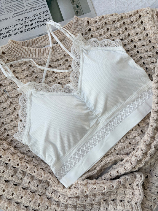Bralette Belly